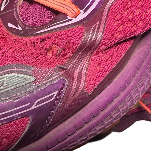 BROOKS Ghost Running Shoe 8th Edition Pink/Purple with Orange Size 11 - Picture 9 of 14
